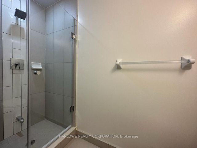 305 E - 70 Princess St