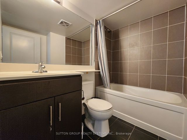 611 - 30 Herons Hill Way