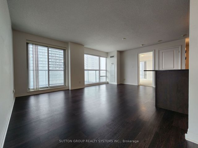 611 - 30 Herons Hill Way