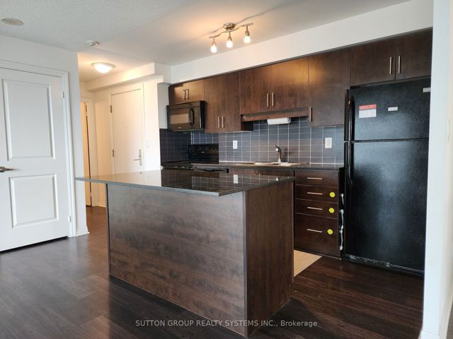 611 - 30 Herons Hill Way