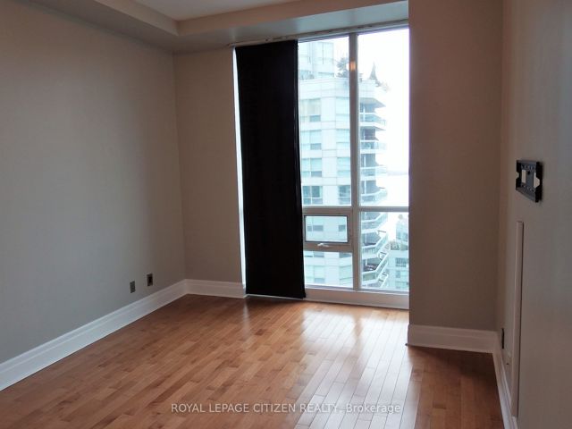 2905 - 12 Yonge St