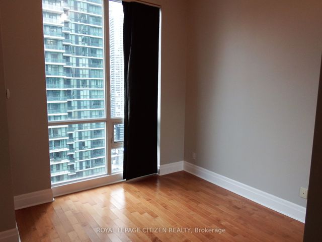 2905 - 12 Yonge St