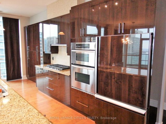 2905 - 12 Yonge St