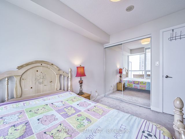 1508 - 33 Bay St
