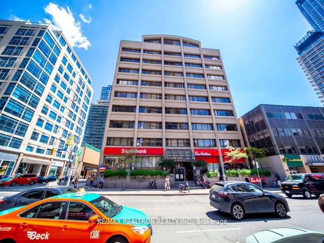#309 - 555 Yonge St