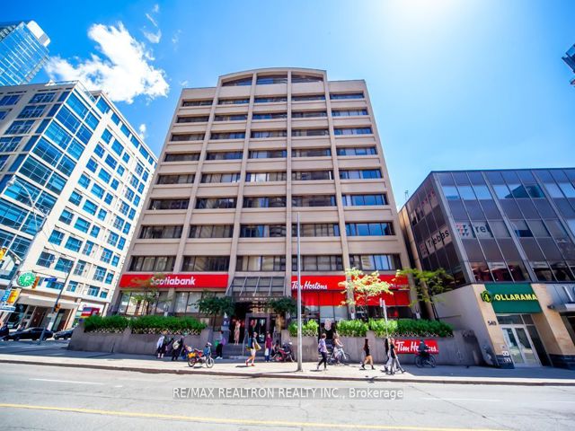 #309 - 555 Yonge St