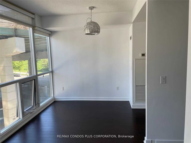 502 - 38 Dan Leckie Way