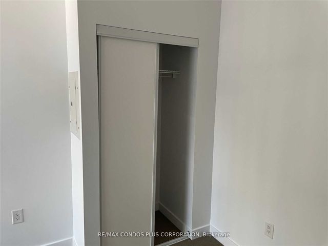 502 - 38 Dan Leckie Way