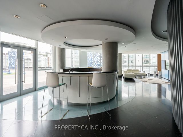 201 - 38 Dan Leckie Way