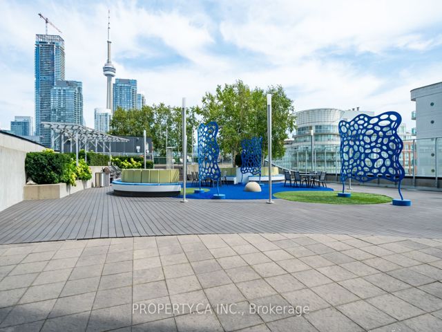 201 - 38 Dan Leckie Way