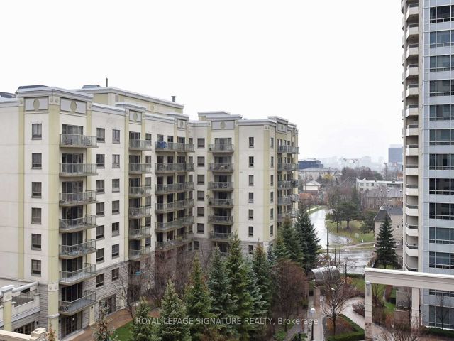 704 - 2 Rean Dr