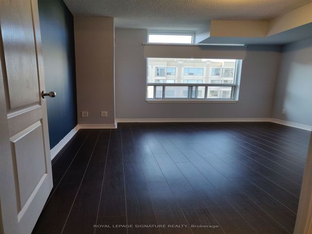704 - 2 Rean Dr