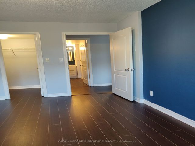 704 - 2 Rean Dr