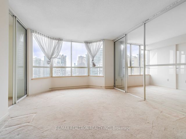 1810 - 5444 Yonge St