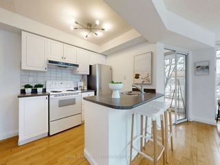 216 - 650 Queens Quay
