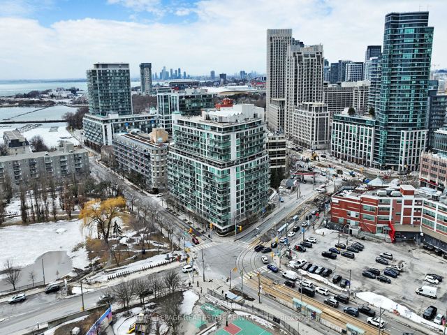 216 - 650 Queens Quay