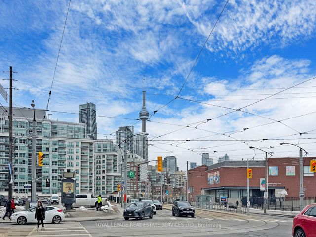 216 - 650 Queens Quay