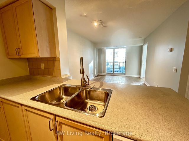 2012 - 155 Beecroft Rd