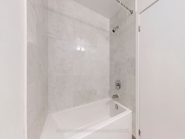 1309 - 38 Forest Manor Rd