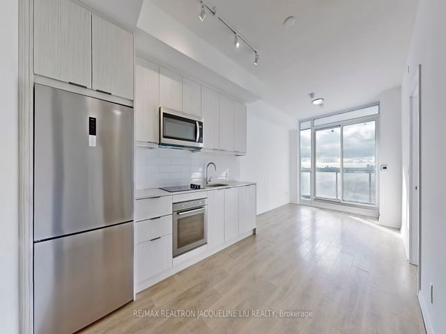 1309 - 38 Forest Manor Rd