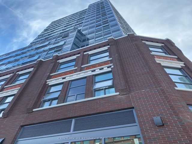 305 - 181 Huron St