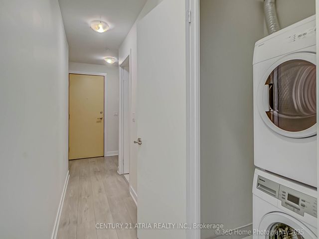 809 - 30 Nelson St