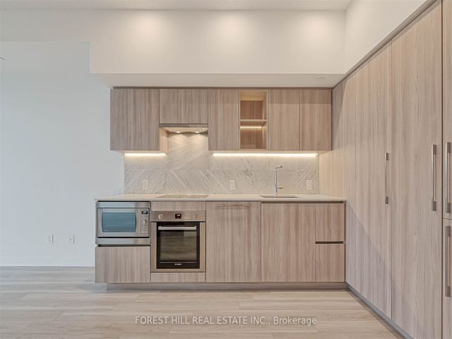 4101 - 19 Bathurst St