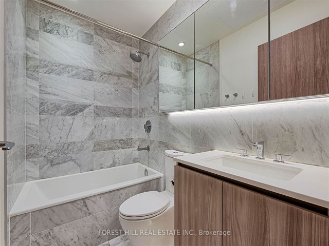 4101 - 19 Bathurst St