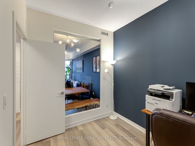 507 - 1603 Eglinton Ave W