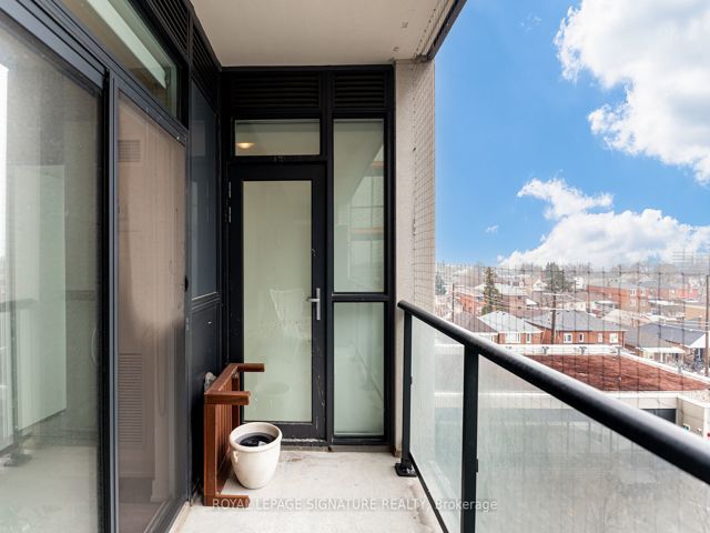 507 - 1603 Eglinton Ave W