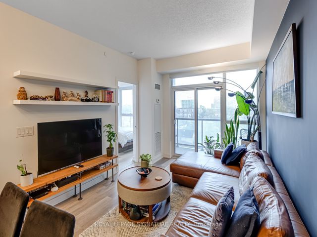 507 - 1603 Eglinton Ave W