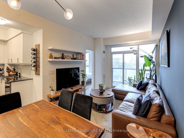 507 - 1603 Eglinton Ave W