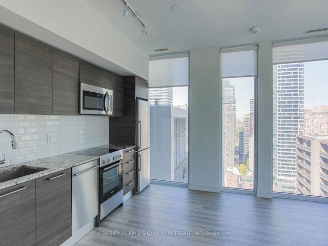 2509 - 28 Wellesley St E
