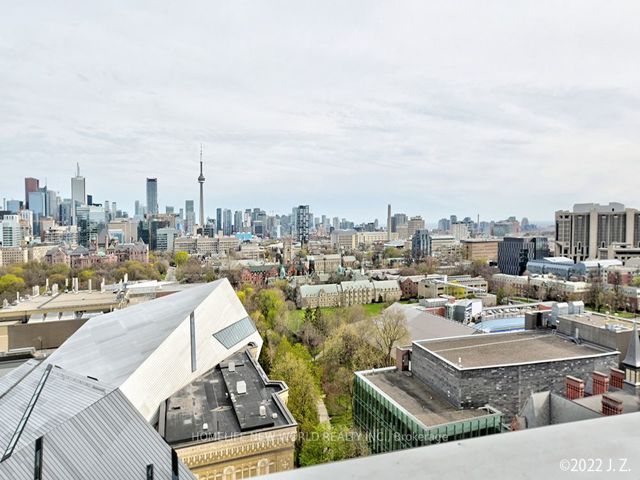 1601 - 200 Bloor St W