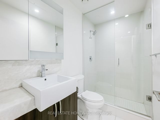 409 - 15 Beverley St