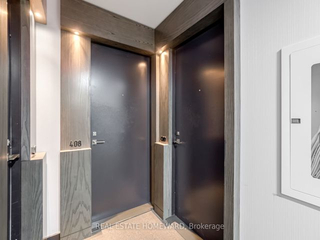 409 - 15 Beverley St