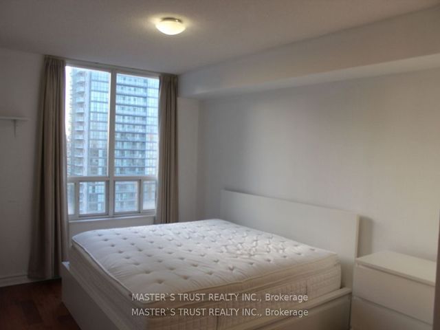 2308 - 28 Empress Ave