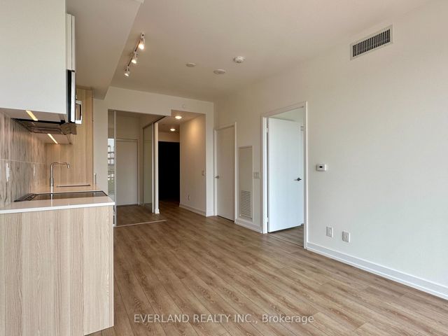 514 - 500 Dupont St