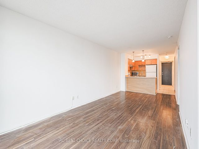 1409 - 18 Yonge St