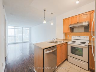 1409 - 18 Yonge St