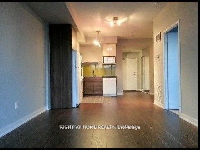 2312 - 121 Mcmahon Dr