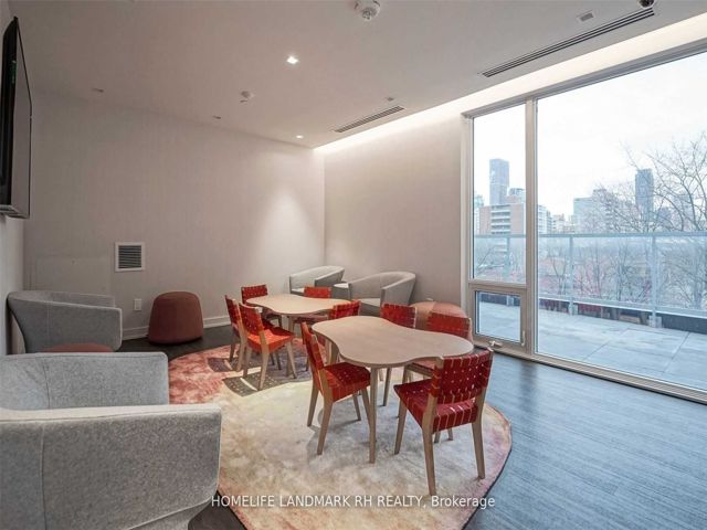 503 - 3 Gloucester St