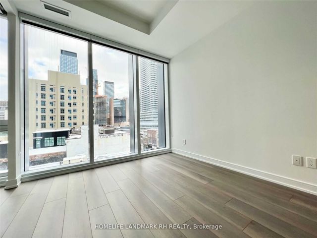 503 - 3 Gloucester St
