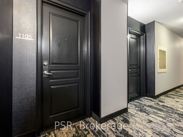 1105 - 140 Simcoe St