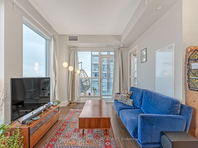 1530 - 120 Harrison Garden Blvd