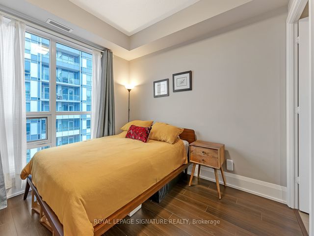 1530 - 120 Harrison Garden Blvd