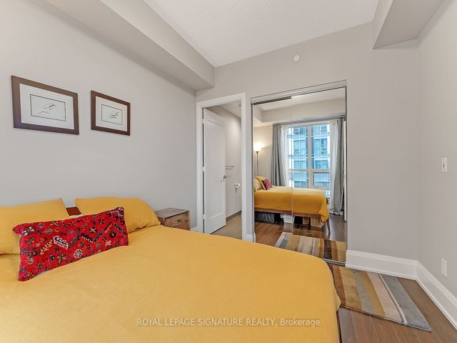 1530 - 120 Harrison Garden Blvd