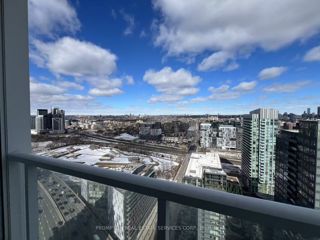 3805 - 19 Bathurst St