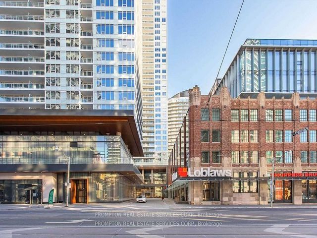 3805 - 19 Bathurst St
