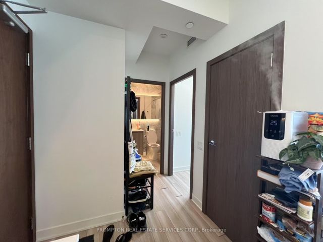 3805 - 19 Bathurst St